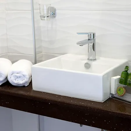 Kallini Apart-hotel 3*