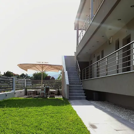 Kallini Aparthotel