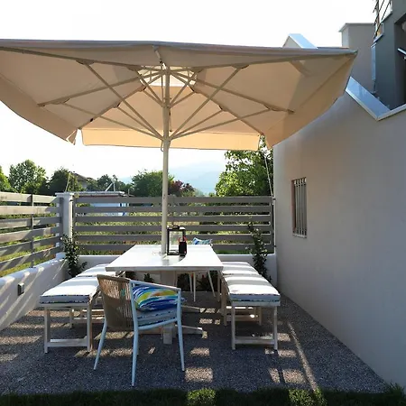 Kallini Aparthotel 3*